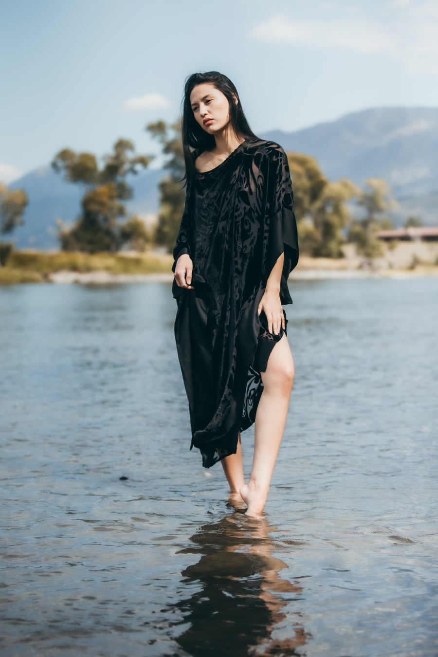 The Meta Kaftan, view 3