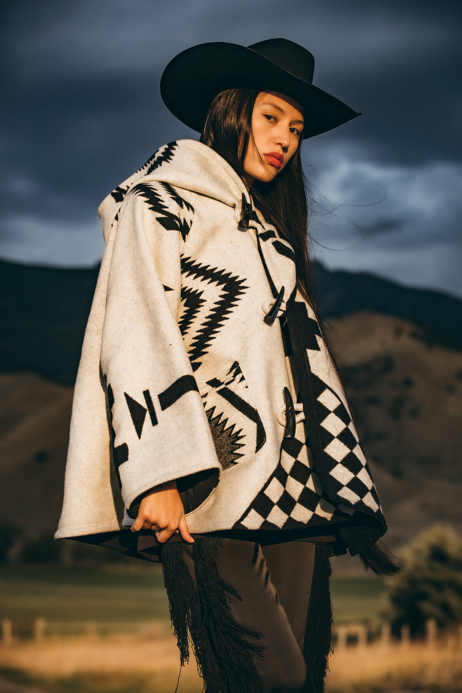 Los Ojos Classic Cloak, view 4