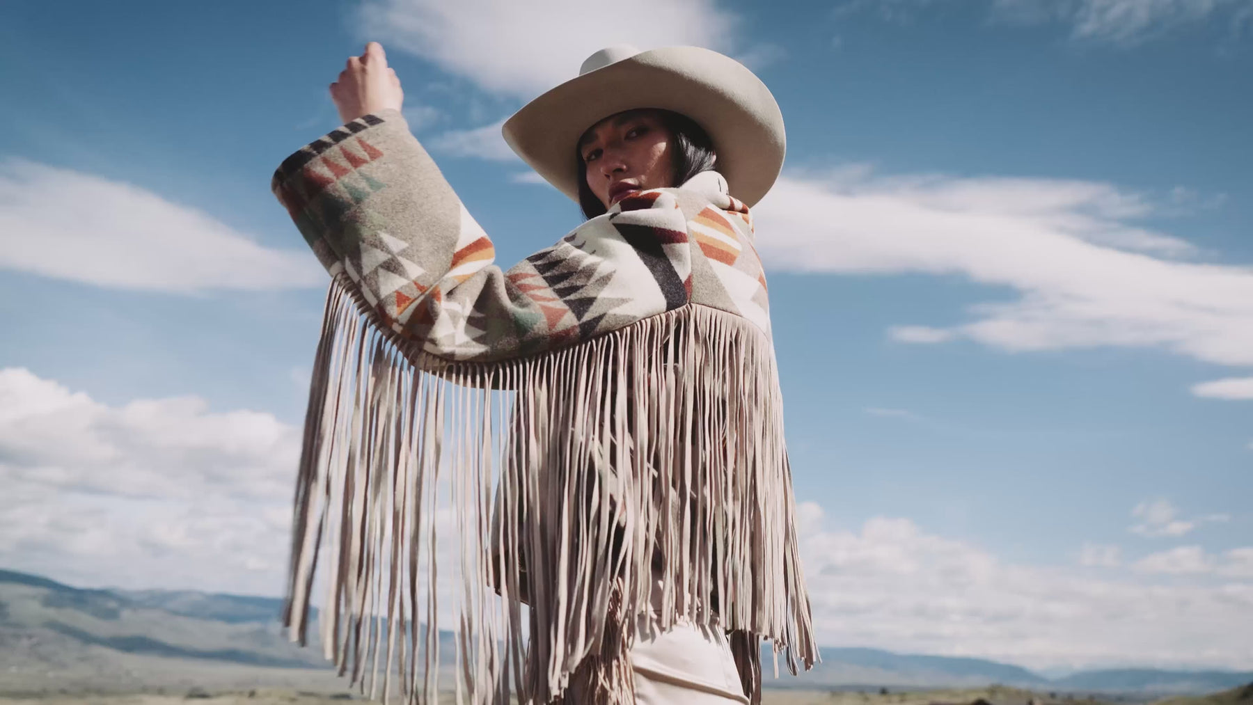 Yavapai Fringe Cropped Archer