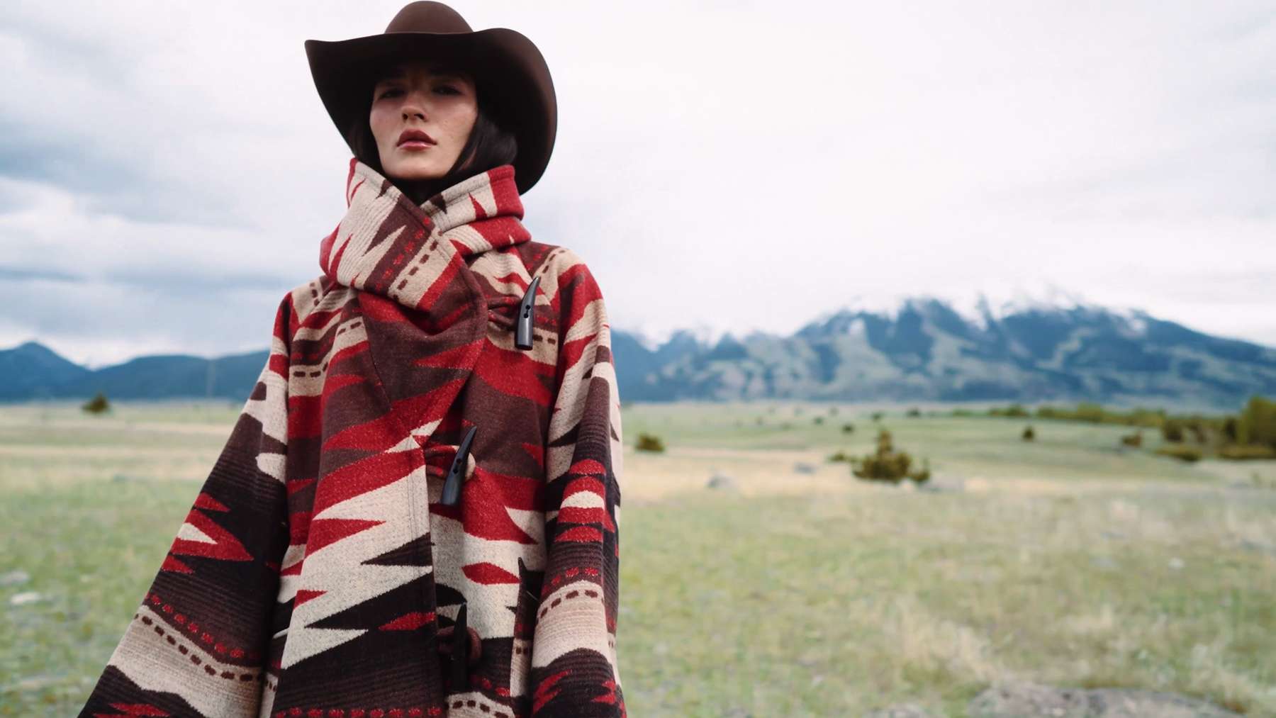Crown Point Classic Cloak