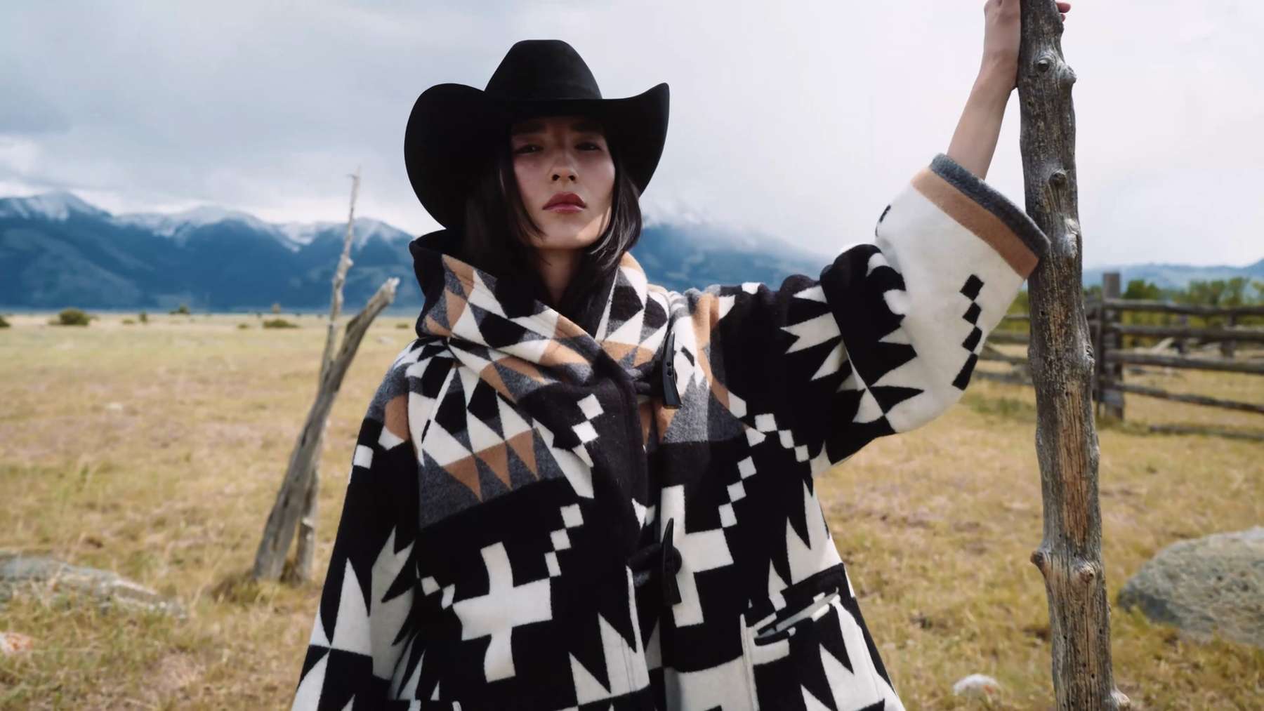 Spider Rock Classic Cloak
