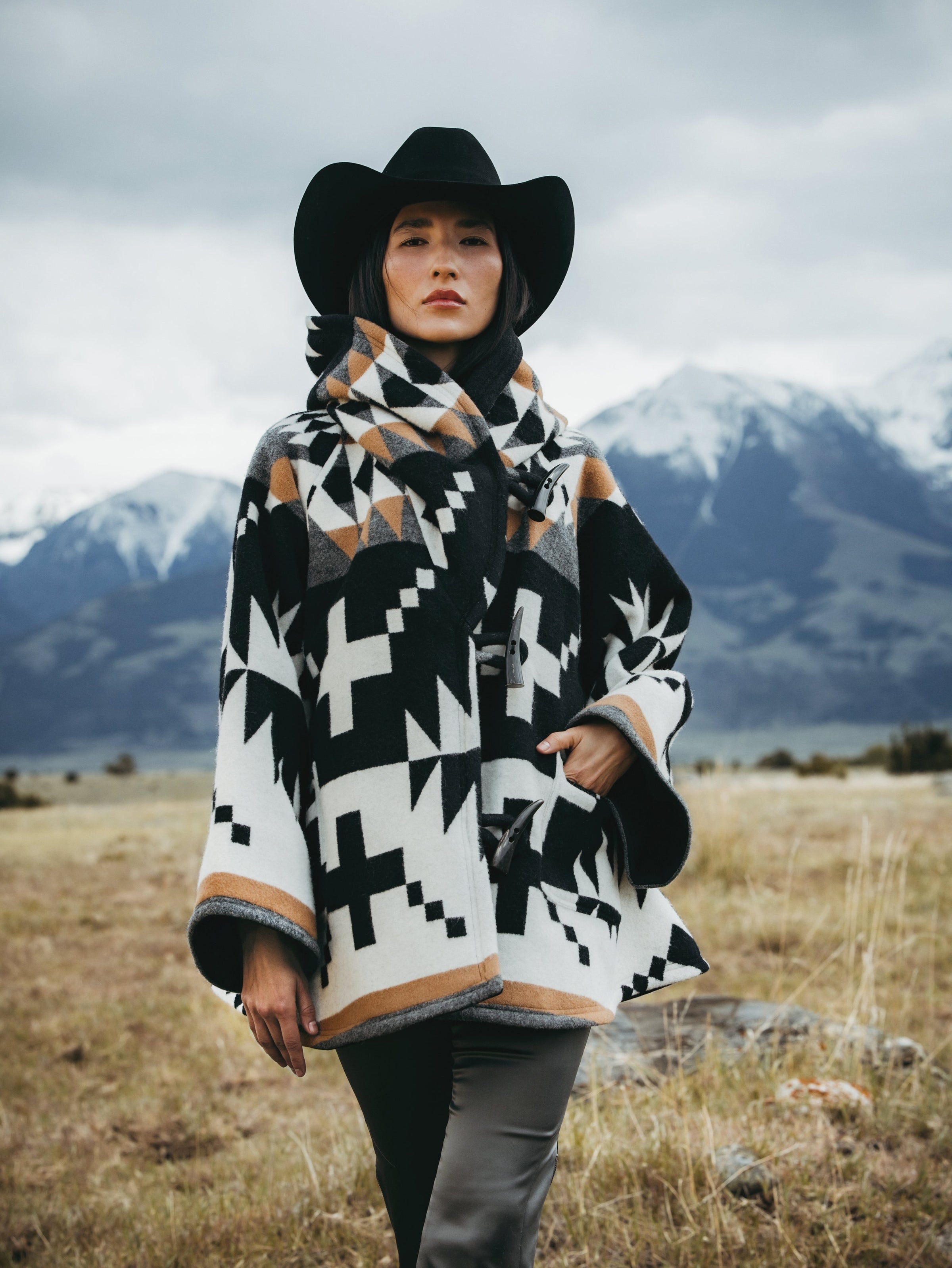 Spider Rock Classic Cloak